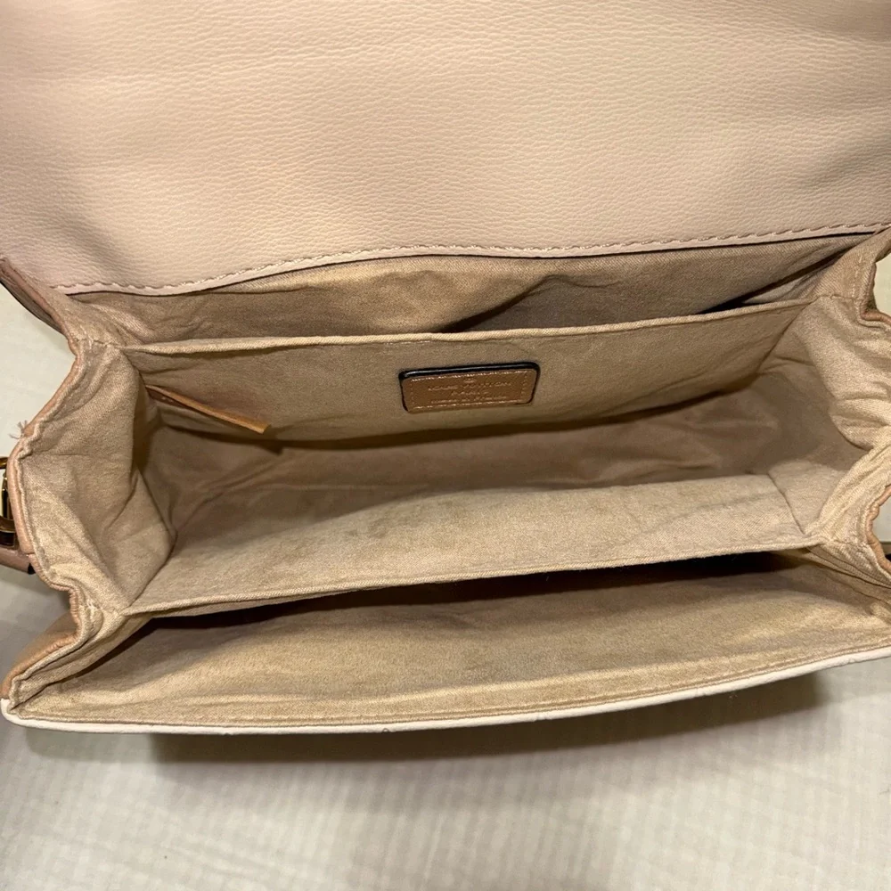 Louis Vuitton Tan and Cream Crossbody Bag - Picture 5 of 9
